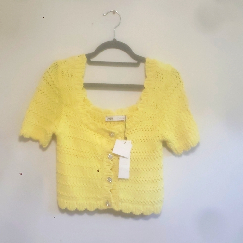 Brand Zara crochet sweater